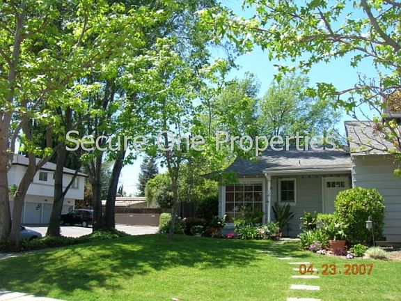 3rd image of 4503 Bakman Ave