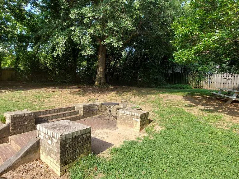 Green Space Perfect for Pets or Relaxing