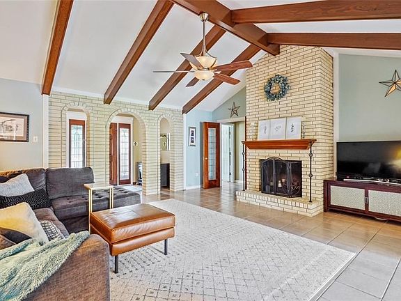 5th image of 4709 Transcontinental Dr