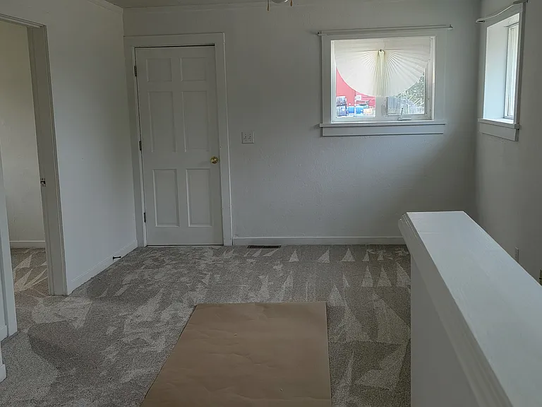 646 28th Ave — Photo 5