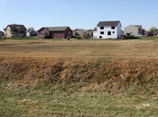 8896 NW Beaver Dr, Johnston, IA 50131