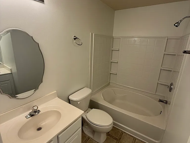 2179 Dillard Xing — Photo 7