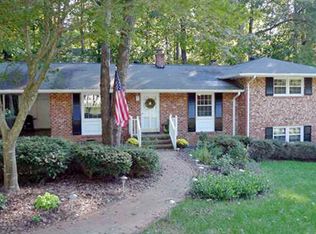 1909 Manuel St, Raleigh, NC 27612