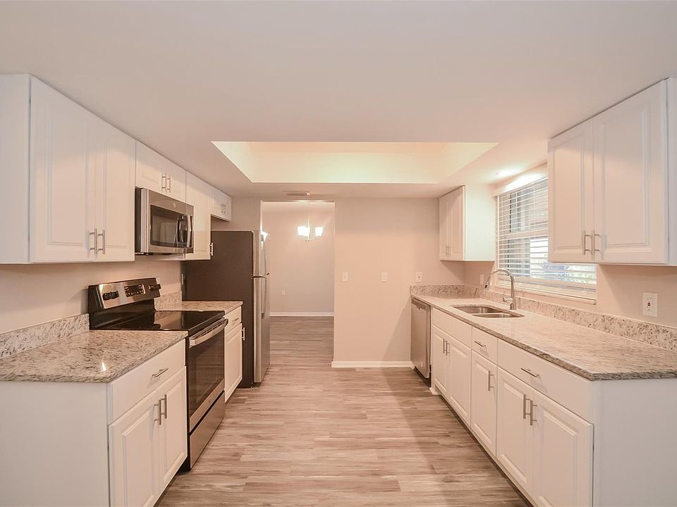 1st image of 1952 King Arthurs Ct