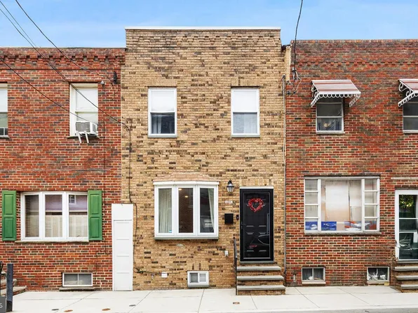 152 Watkins St, Philadelphia, PA 19148