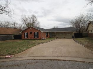 113 W Hot Springs Ct, Broken Arrow, OK 74011