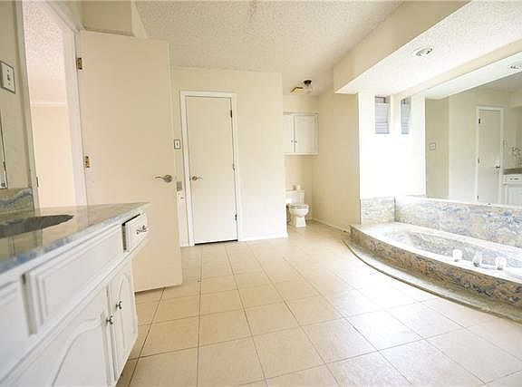 4th image of 517 Quail Ln