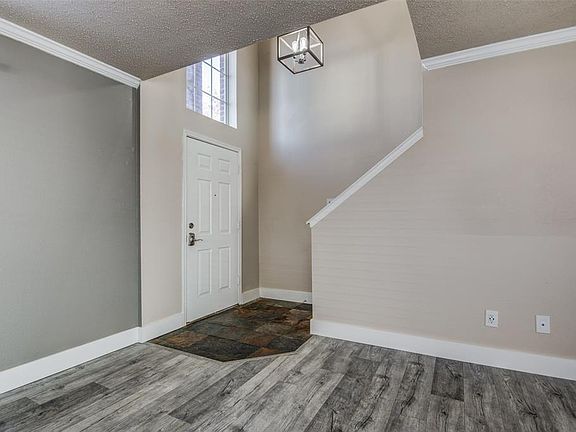 2nd image of 644 Aqua Dr