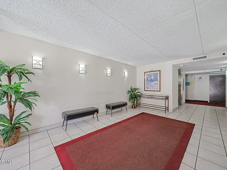 7920 E Camelback Rd #111 — Photo 5