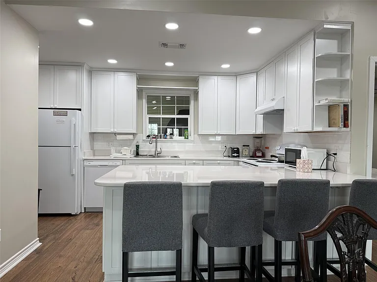 2426 County Road 231 — Photo 5
