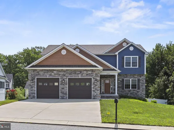 20968 Rowan Knight Dr, Lexington Park, MD 20653