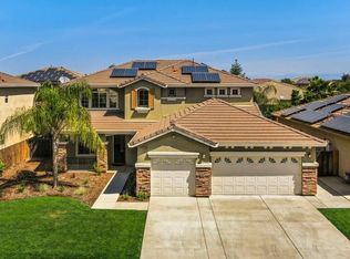7046 E Redlands Ave, Fresno, CA 93737