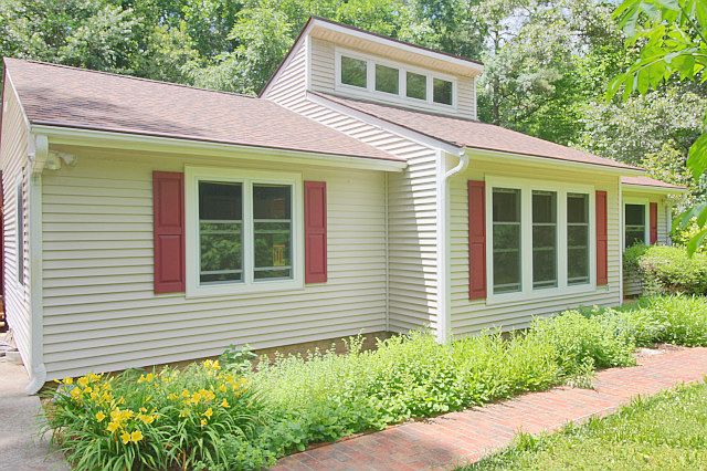 1st image of 6017 Crabapple Rd