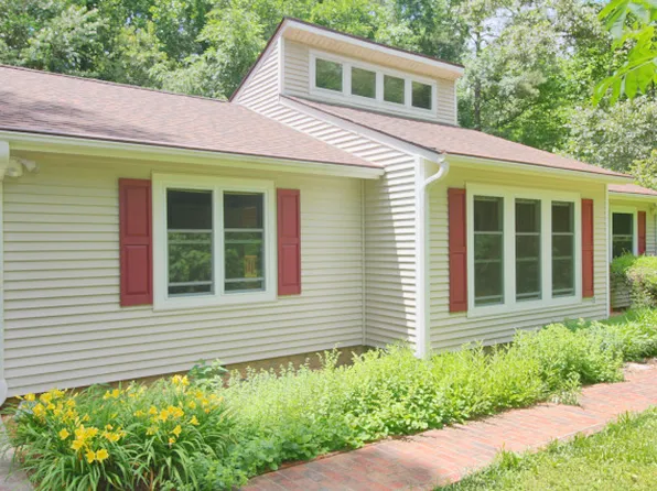 6017 Crabapple Rd, Durham, NC 27712