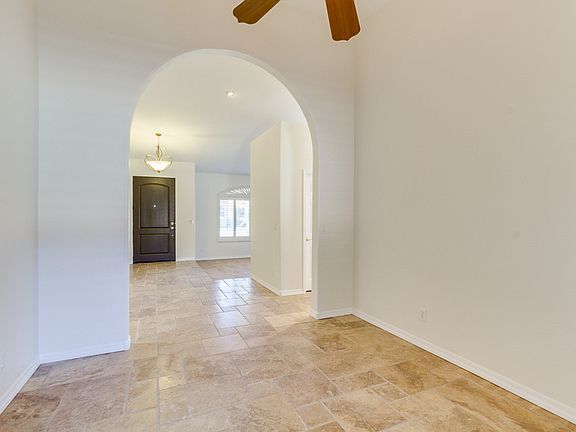 5th image of 5663 E Kings Ave