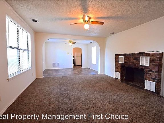 3rd image of 305 N 21st St