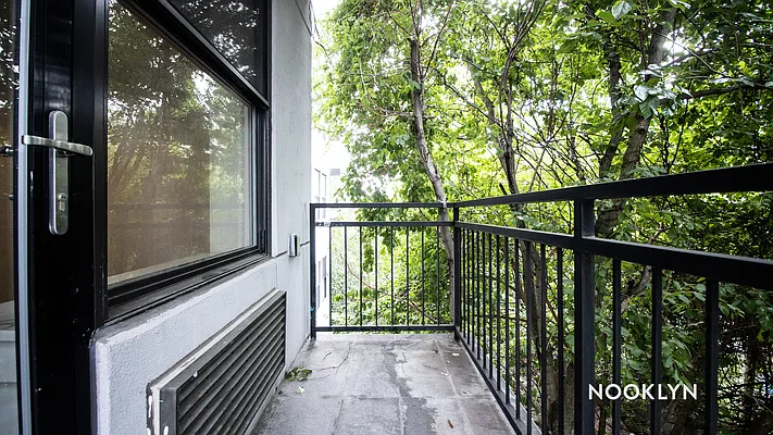 Rented by Nooklyn NYC LLC | media 11