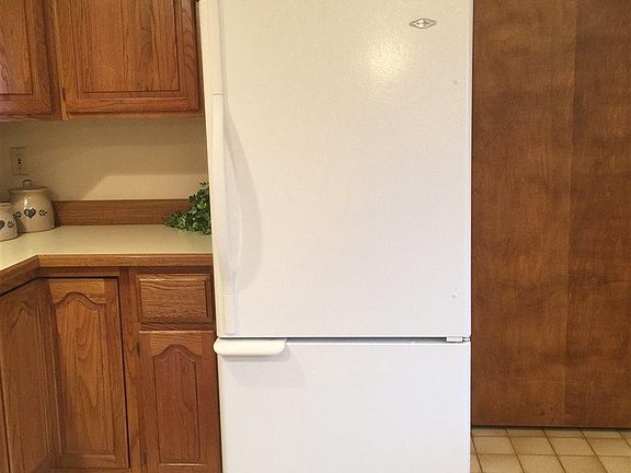 5th image of 804 Mulberry Dr
