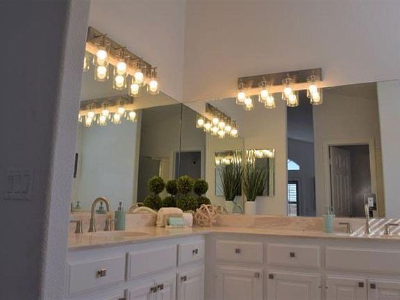 2nd image of 444 E Avenue D #D