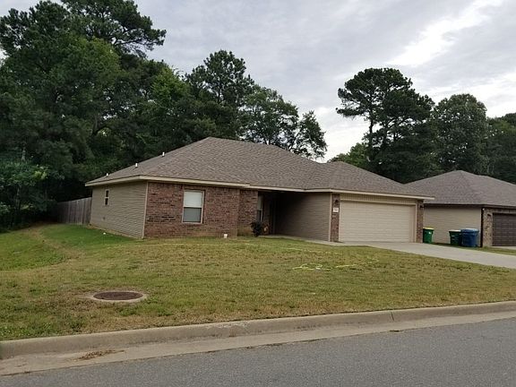 3rd image of 7512 Royal Oaks Dr