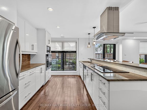 5th image of 419 Laurier Ave E #101