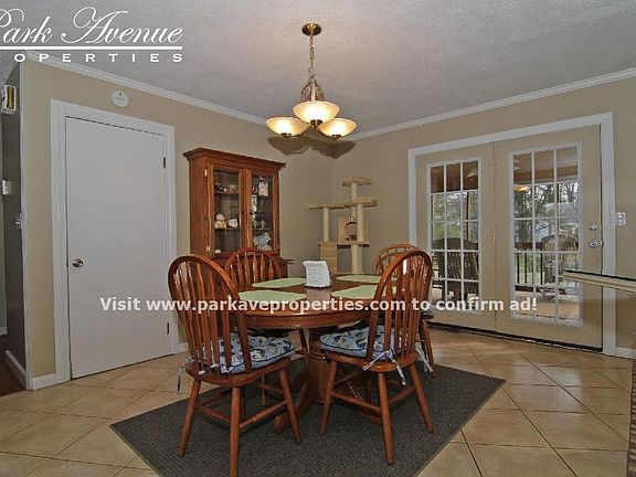 3rd image of 526 Virginia Ave
