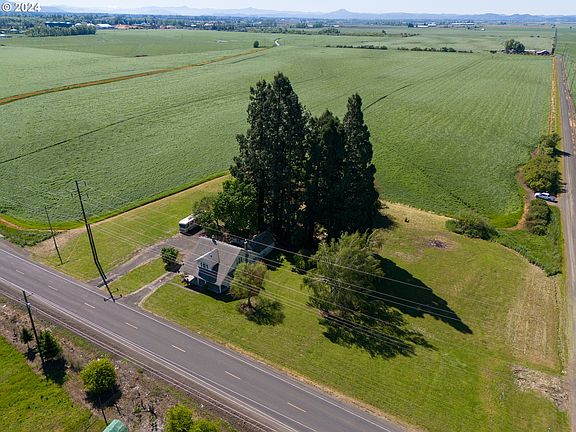 4th image of 28766 Highway 36