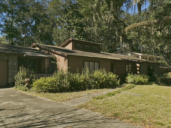 4th image of 2322 Carnes St