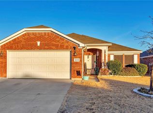 6212 Stone Lake Dr, Fort Worth, TX 76179