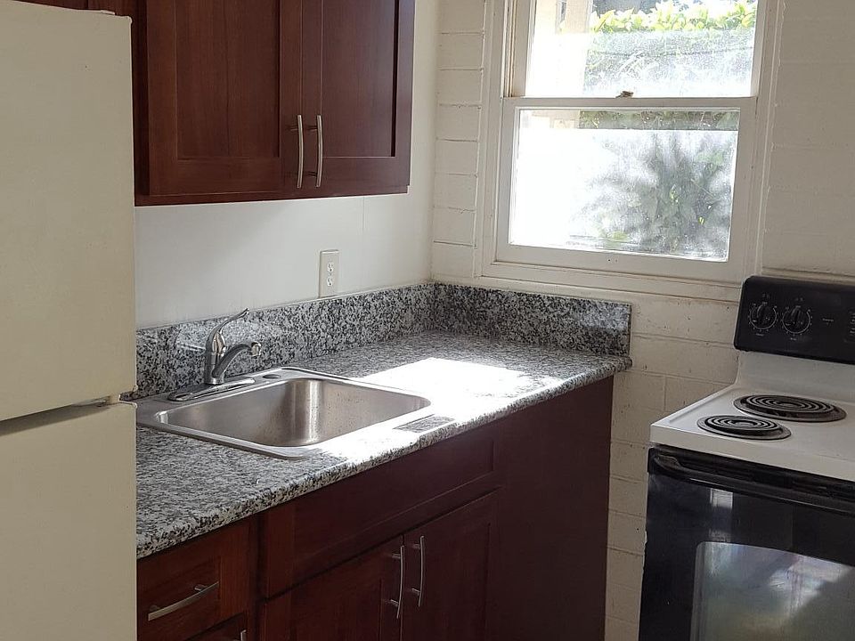 2nd image of 2856 Varsity Cir