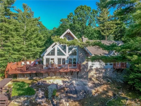 46783 Waterson Point Rd, Alexandria Bay, NY 13640