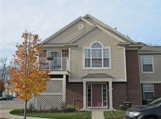 1774 Flagstone Cir #1, Rochester, MI 48307