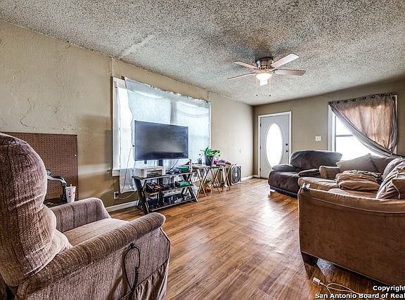 3rd image of 8543 Wilma Jean Dr