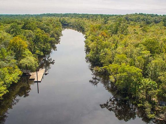 3rd image of 18 Riverfront Acres On St. Marys Riv