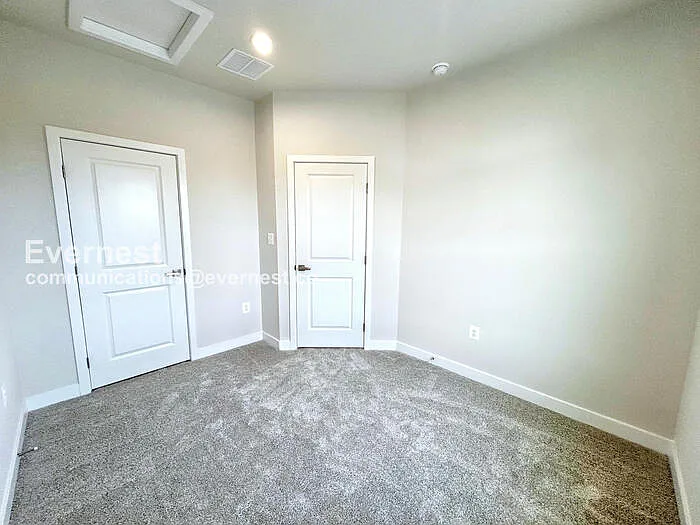 4539 Camfield Ln — Photo 15
