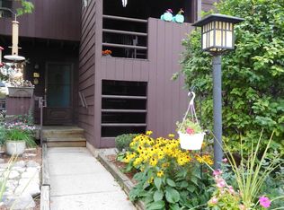 205 E Jolly Rd #12, Lansing, MI 48910
