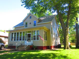 708 Hillyer St, Pekin, IL