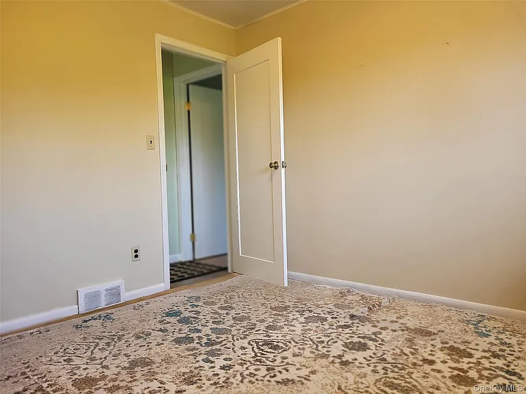 66 Phillips St — Photo 12