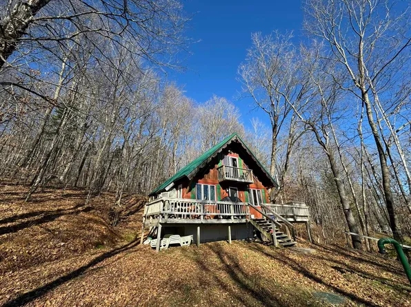 371 VT Route 9 West, Wilmington, VT 05363