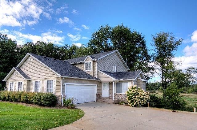 1st image of 8829 Redstone Dr #11