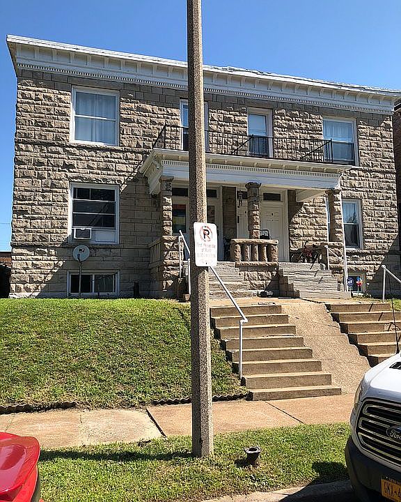 1st image of 4115 Botanical Ave