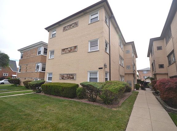 3rd image of 2445 N 78th Ave APT 1W