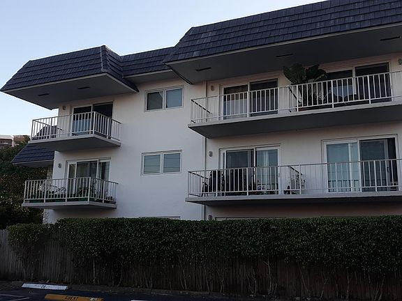 2nd image of 11610 N Bayshore Dr APT 2E