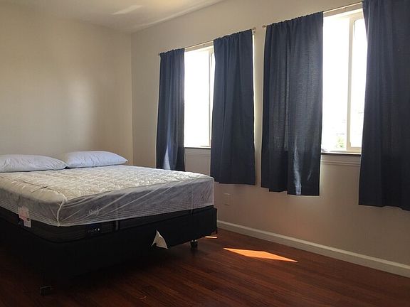 5th image of 99-50 Nalopaka Pl