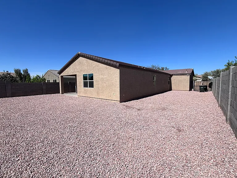 10231 W Southgate Ave — Photo 24