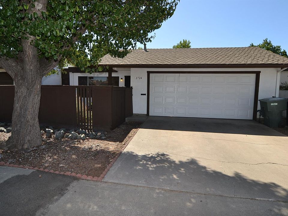 1st image of 2724 La Palma Dr
