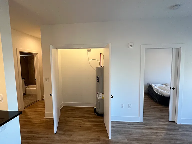430 Cliff St #7 — Photo 7