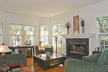 4th image of 6372 W 81st St