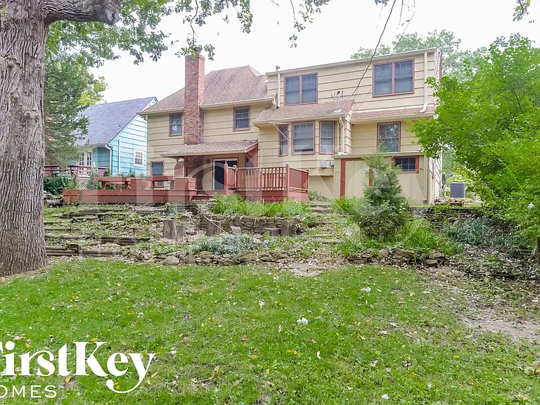 10342 Walmer St — Photo 15