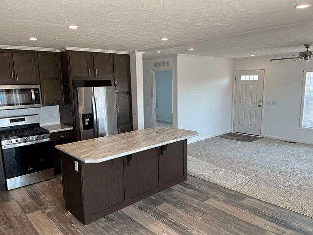 1st image of 24263 Redwood Dr #263